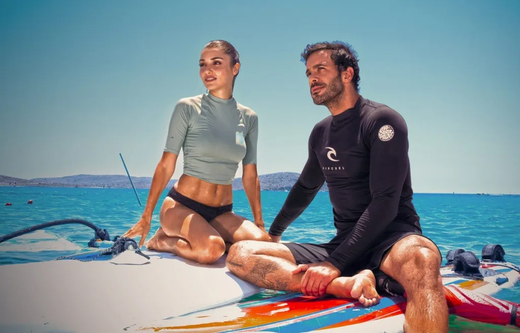 ქარს მიენდე